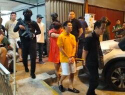 Bareskrim dan Polda Kepri Grebek Kasino Hollywood Batam, Ratusan Orang Diamankan