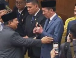Pidato Usai, Jokowi dan Boediono Beri Jempol ke Presiden Republik Indonesia Prabowo
