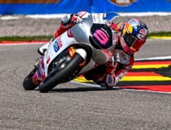 Dari Posisi 15 ke 9: Veda Ega Buktikan Mental Juara di Moto3 Inggris