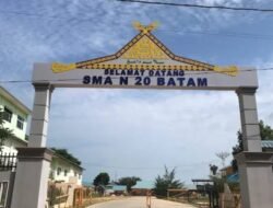 Kadisdik Kepri Kejar Perluasan Kelas Khusus, SMA 20 Batam Jadi Percontohan