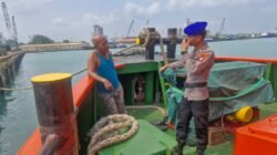 Kabut Asap Ancam Pelayaran, Satpolairud Barelang Turun ke Pelabuhan