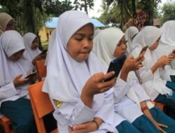 Kemenag Terbitkan Aturan Pembatasan Gawai di Satuan Pendidikan Keagamaan